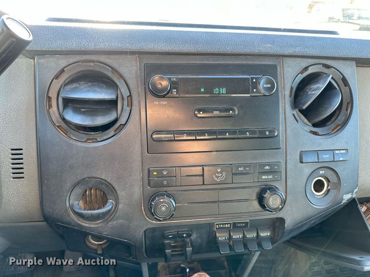 image for item DS3299 2012 Ford F450 Super Duty utility / service truck