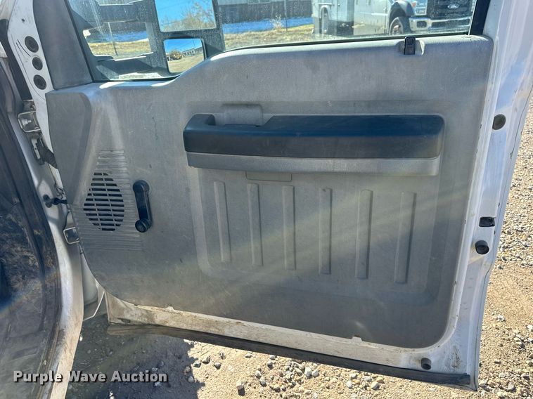 image for item DS3299 2012 Ford F450 Super Duty utility / service truck