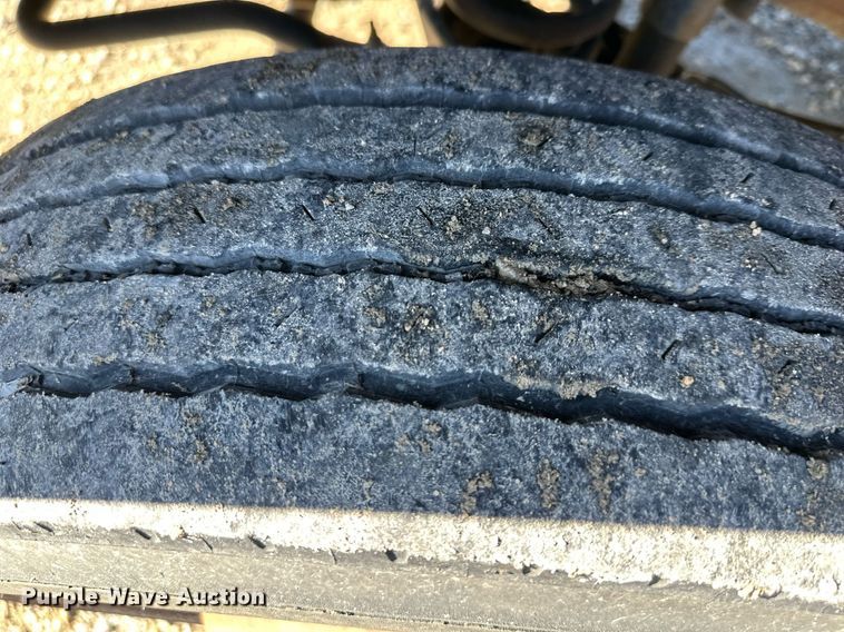 image for item DS3299 2012 Ford F450 Super Duty utility / service truck