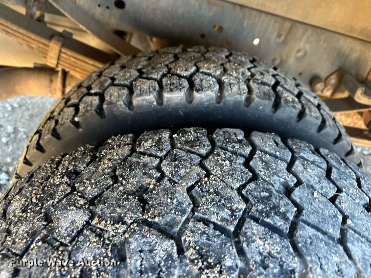 image for item DS3299 2012 Ford F450 Super Duty utility / service truck