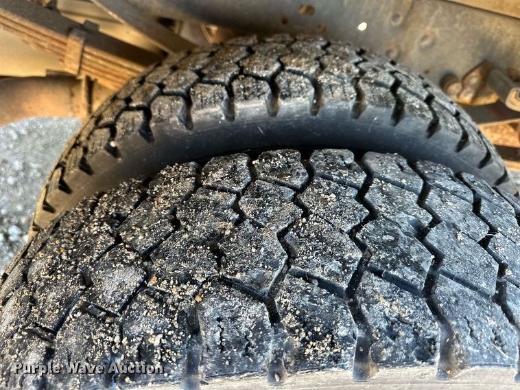 image for item DS3299 2012 Ford F450 Super Duty utility / service truck