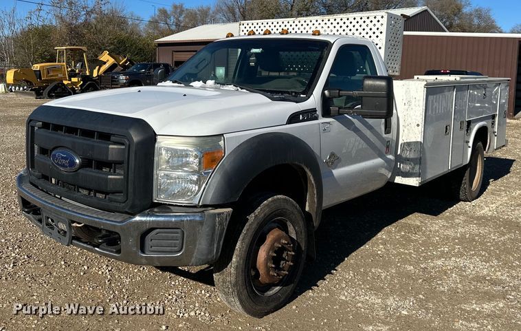 image for item DS3300 2014 Ford F450 Super Duty utility / service truck