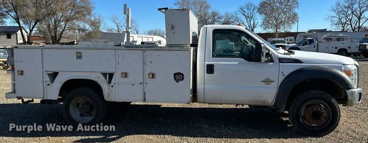 image for item DS3300 2014 Ford F450 Super Duty utility / service truck