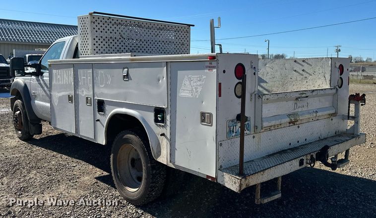 image for item DS3300 2014 Ford F450 Super Duty utility / service truck