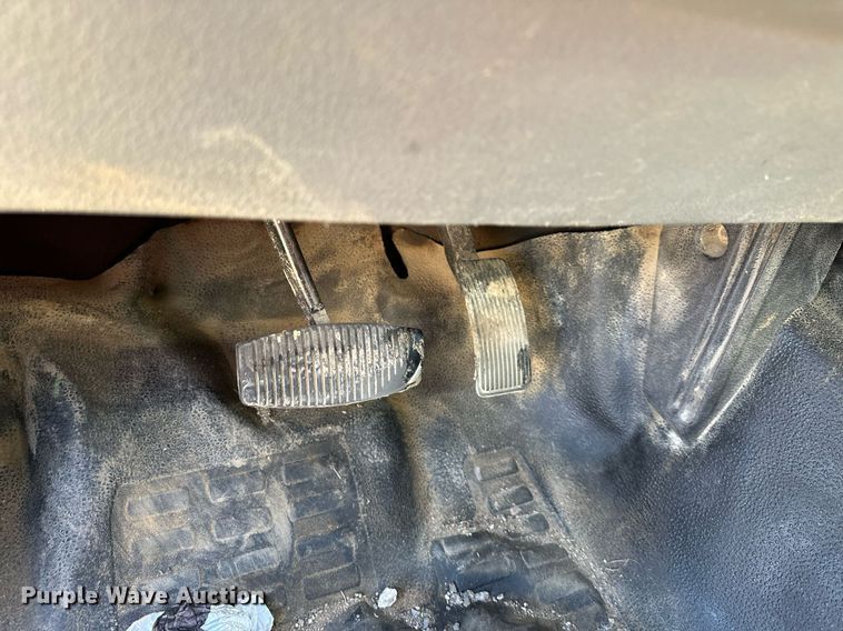 image for item DS3300 2014 Ford F450 Super Duty utility / service truck