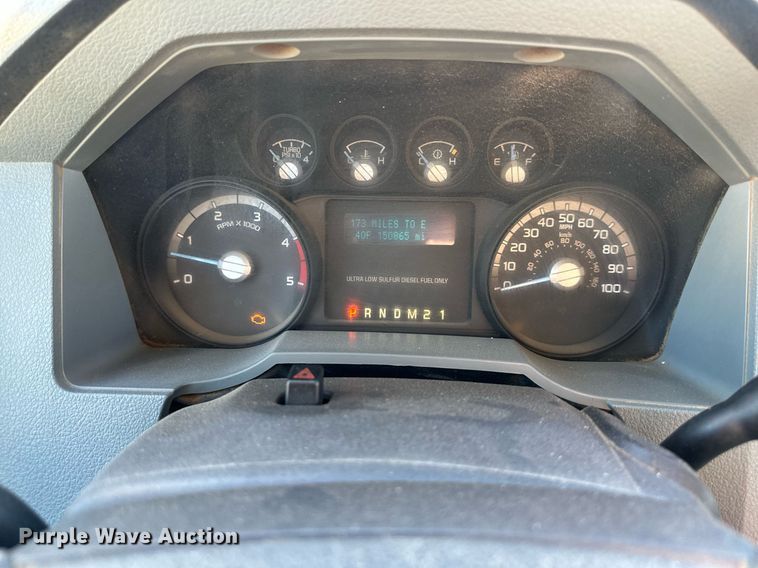 image for item DS3300 2014 Ford F450 Super Duty utility / service truck