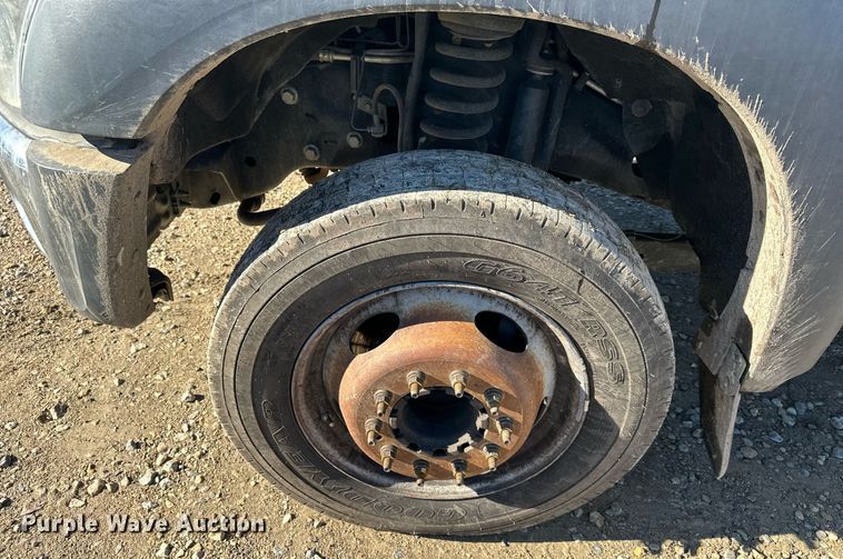 image for item DS3300 2014 Ford F450 Super Duty utility / service truck