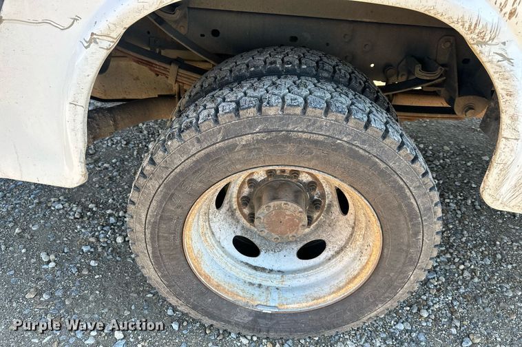 image for item DS3300 2014 Ford F450 Super Duty utility / service truck