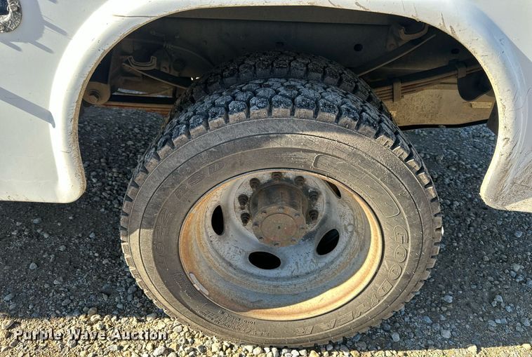 image for item DS3300 2014 Ford F450 Super Duty utility / service truck