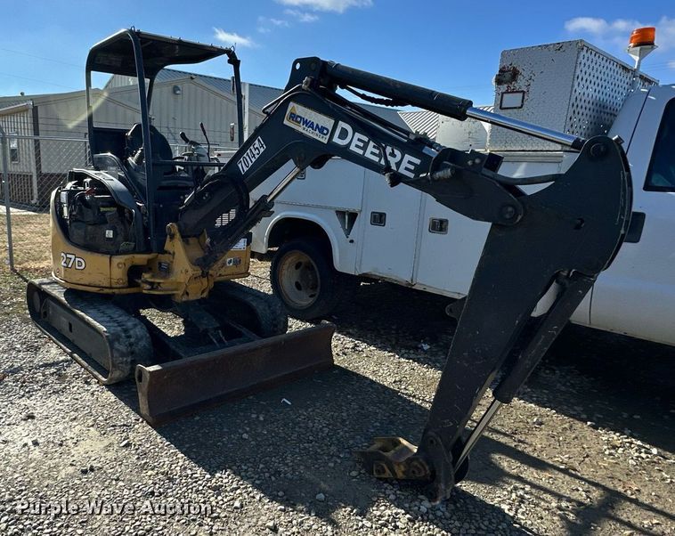 image for item DS3302 2014 John Deere 27D mini excavator