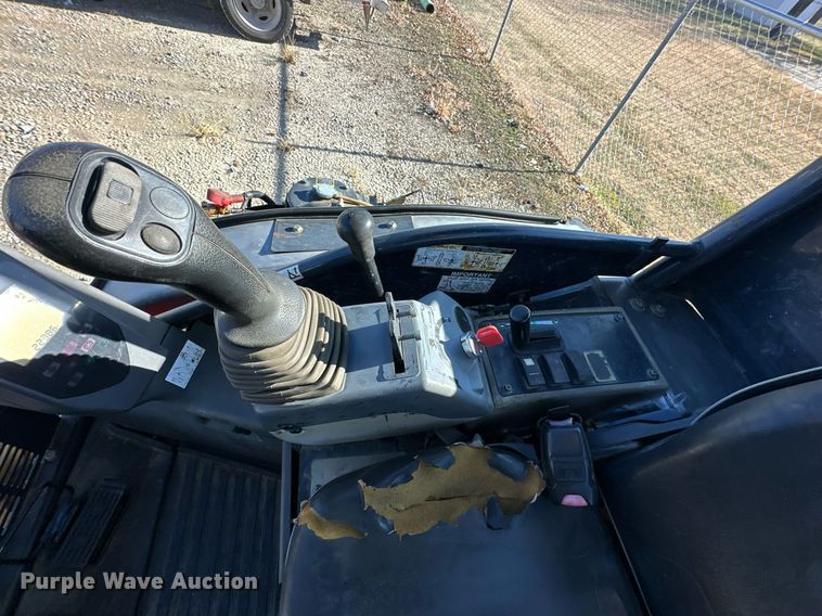 image for item DS3302 2014 John Deere 27D mini excavator