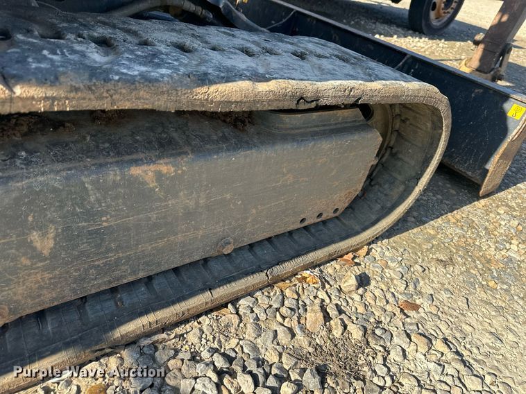 image for item DS3302 2014 John Deere 27D mini excavator