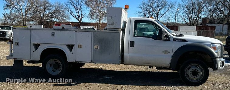 image for item DS3303 2014 Ford F450 Super Duty utility / service truck