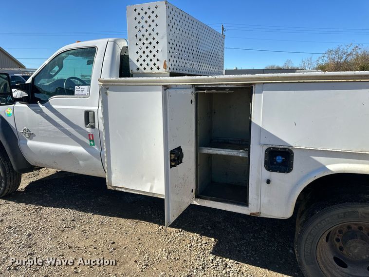 image for item DS3303 2014 Ford F450 Super Duty utility / service truck