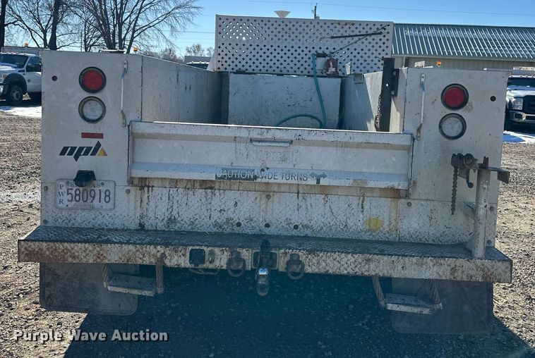 image for item DS3305 2012 Ford F450 Super Duty utility / service truck