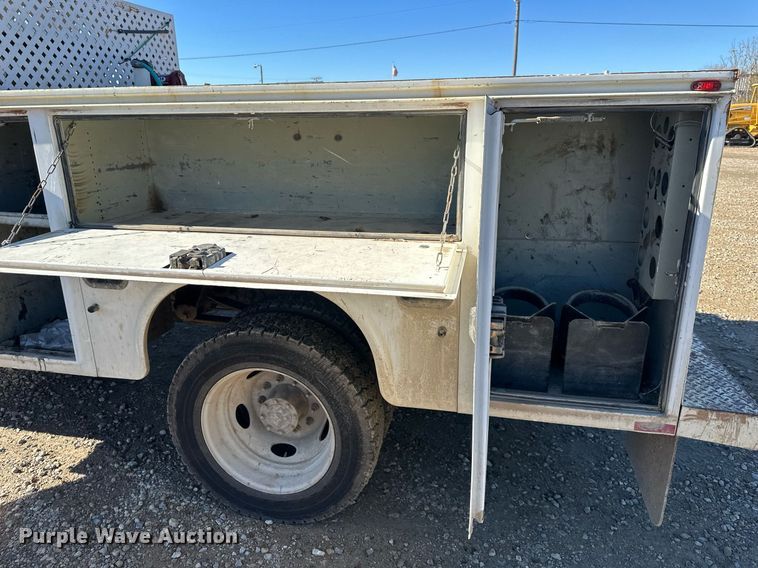 image for item DS3305 2012 Ford F450 Super Duty utility / service truck