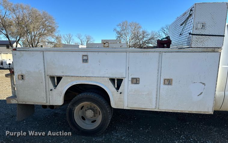 image for item DS3305 2012 Ford F450 Super Duty utility / service truck