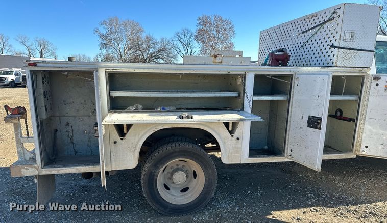 image for item DS3305 2012 Ford F450 Super Duty utility / service truck