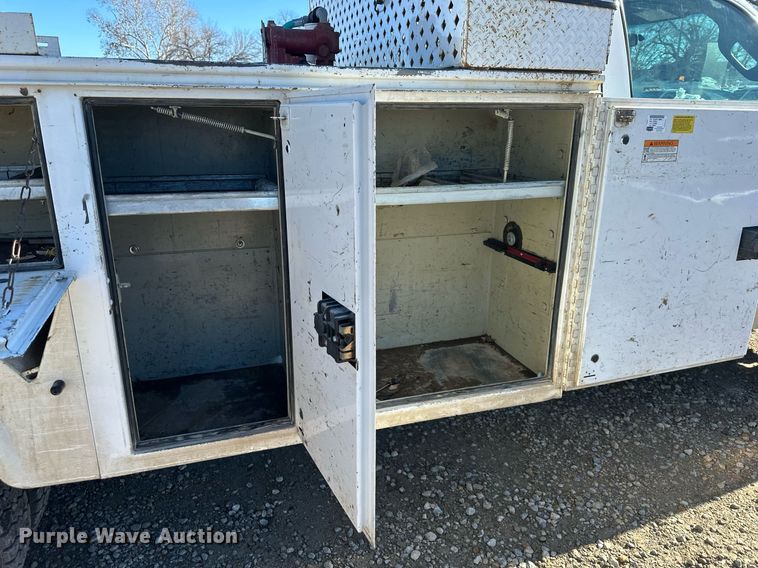 image for item DS3305 2012 Ford F450 Super Duty utility / service truck