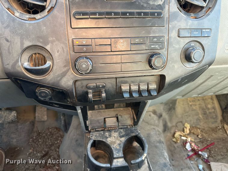 image for item DS3305 2012 Ford F450 Super Duty utility / service truck