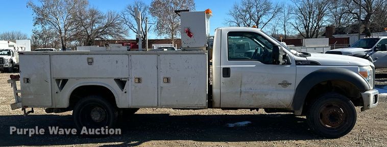 image for item DS3306 2014 Ford F450 Super Duty utility / service truck