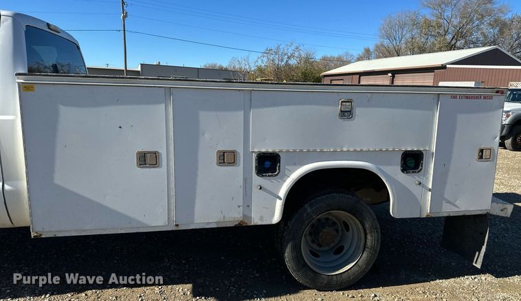 image for item DS3307 2012 Ford F450 Super Duty utility / service truck