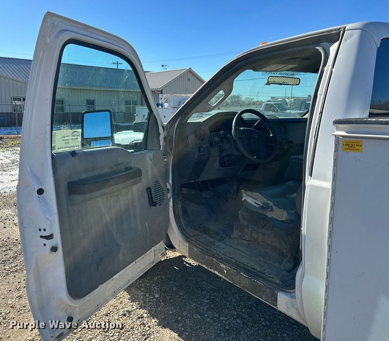 image for item DS3307 2012 Ford F450 Super Duty utility / service truck