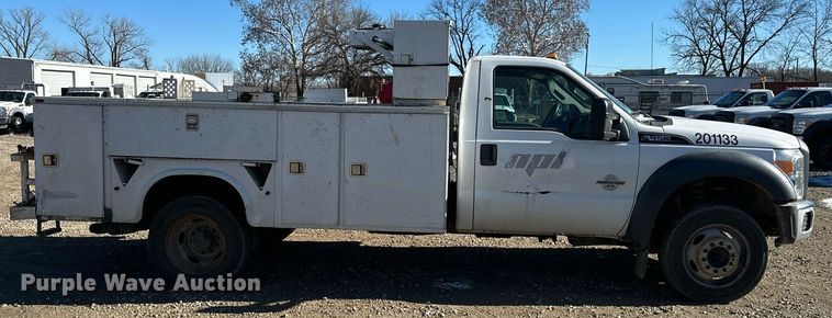 image for item DS3308 2013 Ford F450 Super Duty utility / service truck