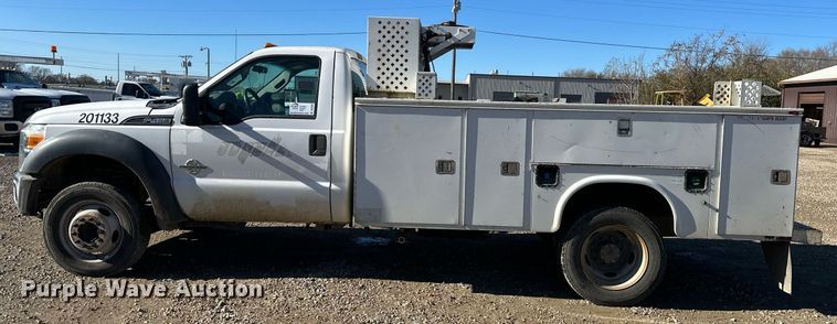 image for item DS3308 2013 Ford F450 Super Duty utility / service truck
