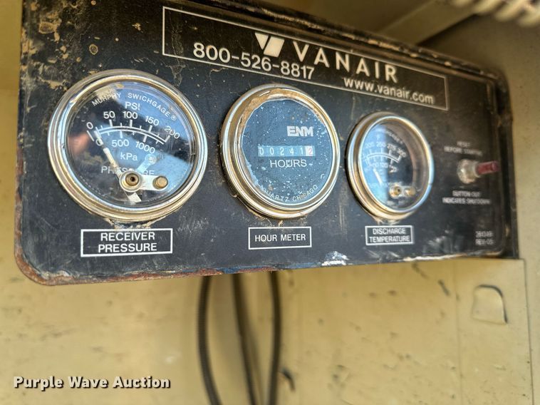 image for item DS3308 2013 Ford F450 Super Duty utility / service truck