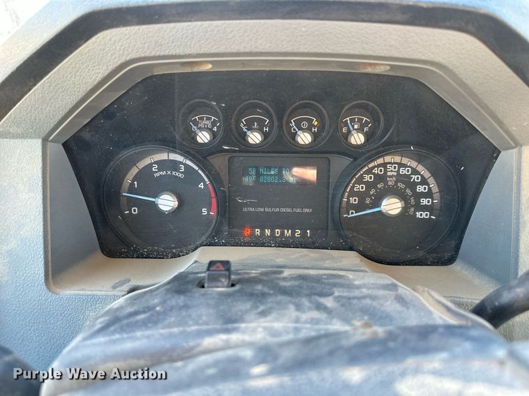 image for item DS3308 2013 Ford F450 Super Duty utility / service truck