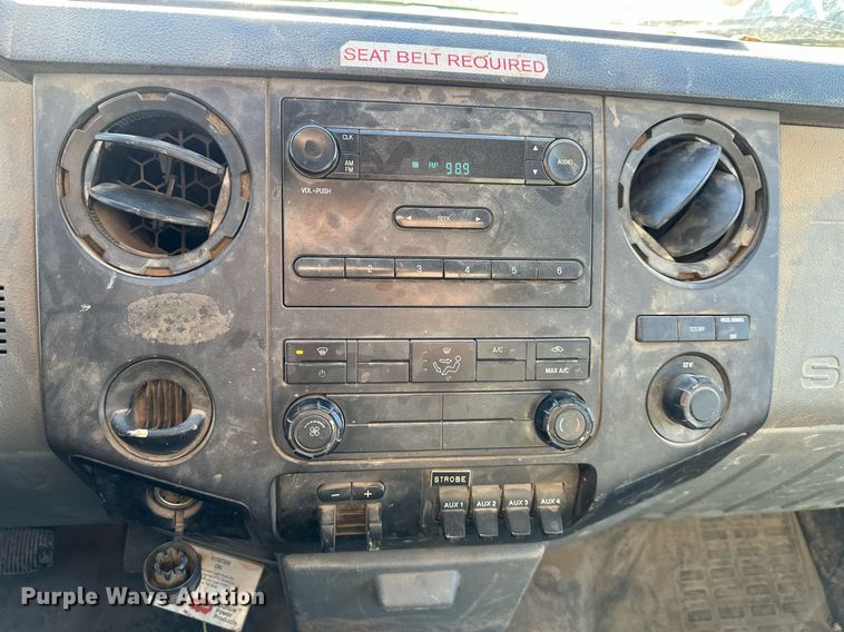 image for item DS3308 2013 Ford F450 Super Duty utility / service truck