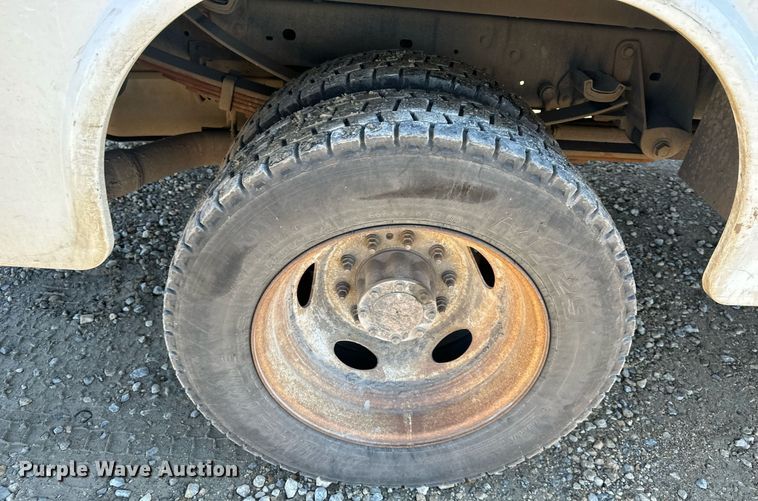 image for item DS3308 2013 Ford F450 Super Duty utility / service truck