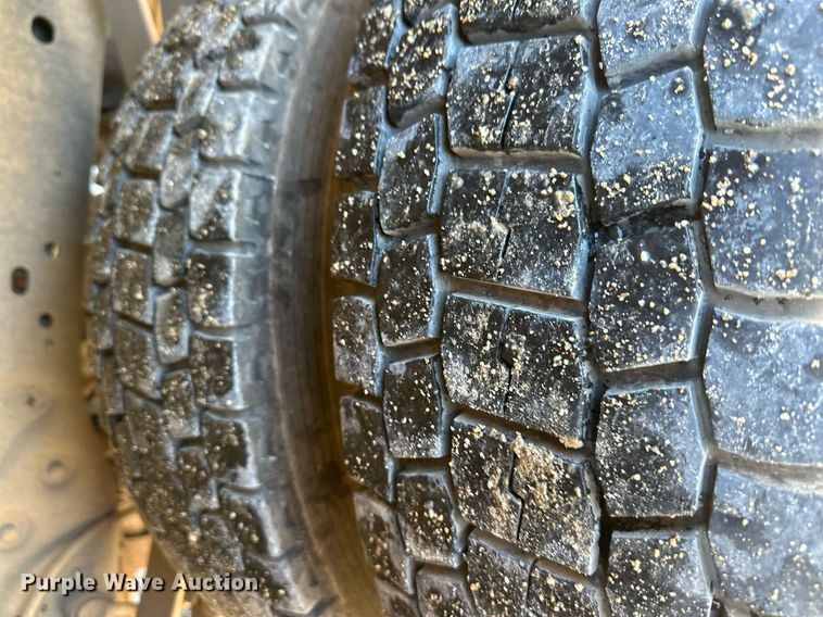 image for item DS3308 2013 Ford F450 Super Duty utility / service truck