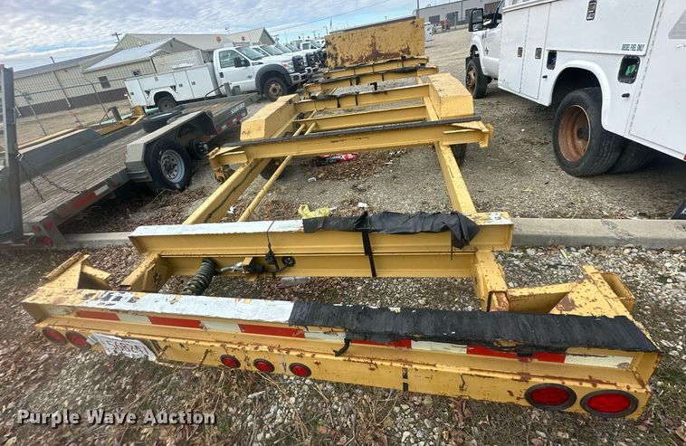 image for item DS3313 2012 Custom Heavy  Haul 4T252HDBWGPT pole trailer