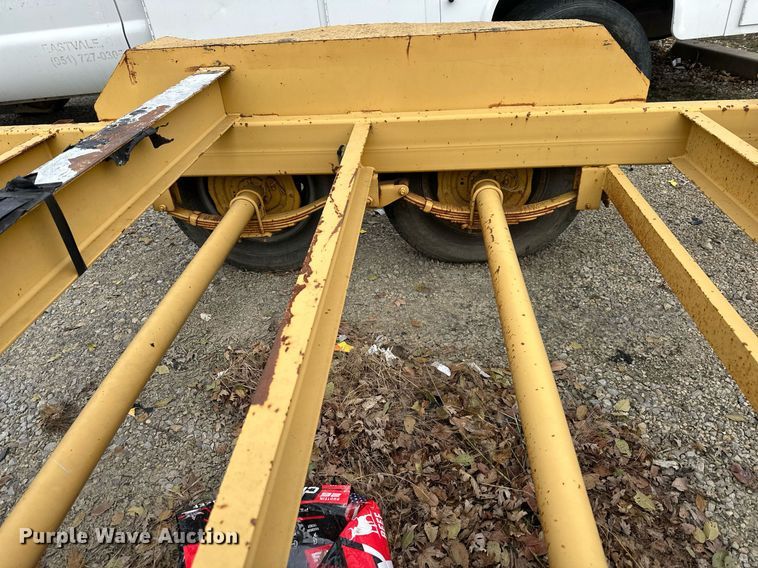 image for item DS3313 2012 Custom Heavy  Haul 4T252HDBWGPT pole trailer