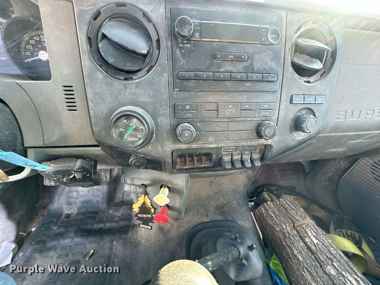 image for item DS3315 2012 Ford F750 Super Duty dump truck