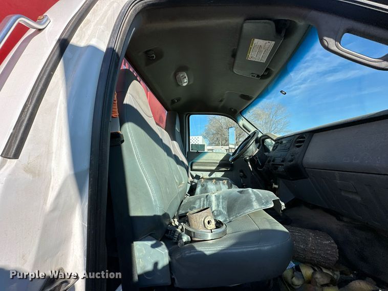 image for item DS3315 2012 Ford F750 Super Duty dump truck