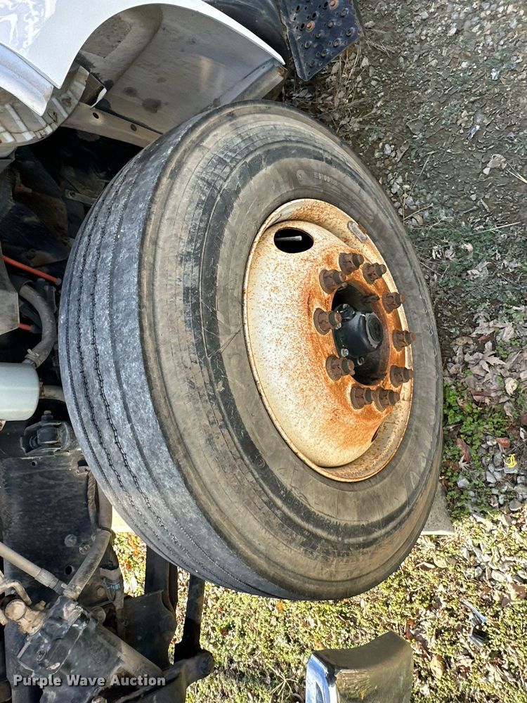 image for item DS3315 2012 Ford F750 Super Duty dump truck