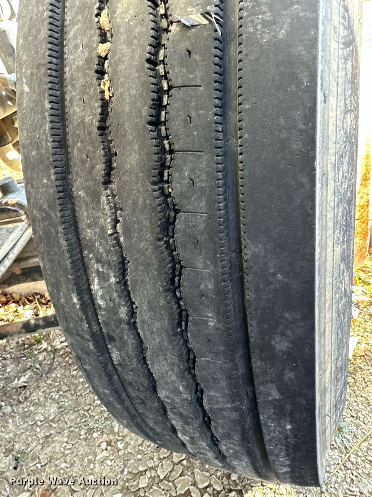 image for item DS3315 2012 Ford F750 Super Duty dump truck