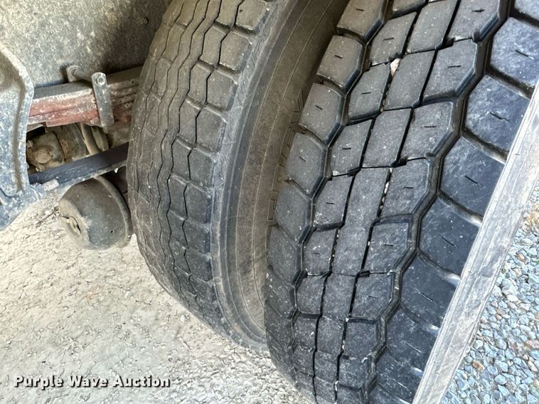 image for item DS3315 2012 Ford F750 Super Duty dump truck