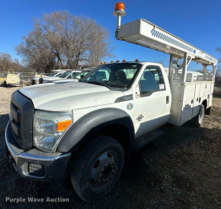 image for item DS3317 2015 Ford F450 Super Duty utility / service truck