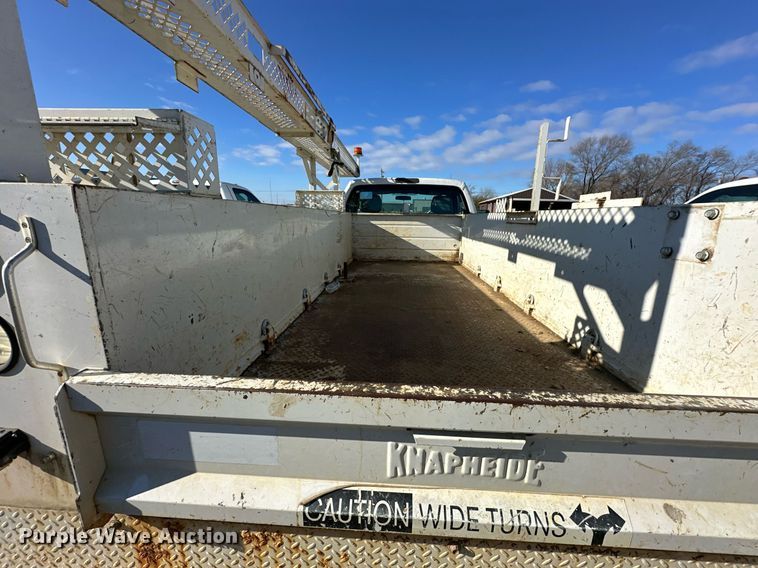 image for item DS3317 2015 Ford F450 Super Duty utility / service truck