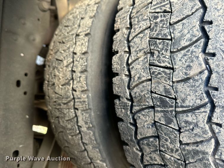 image for item DS3317 2015 Ford F450 Super Duty utility / service truck