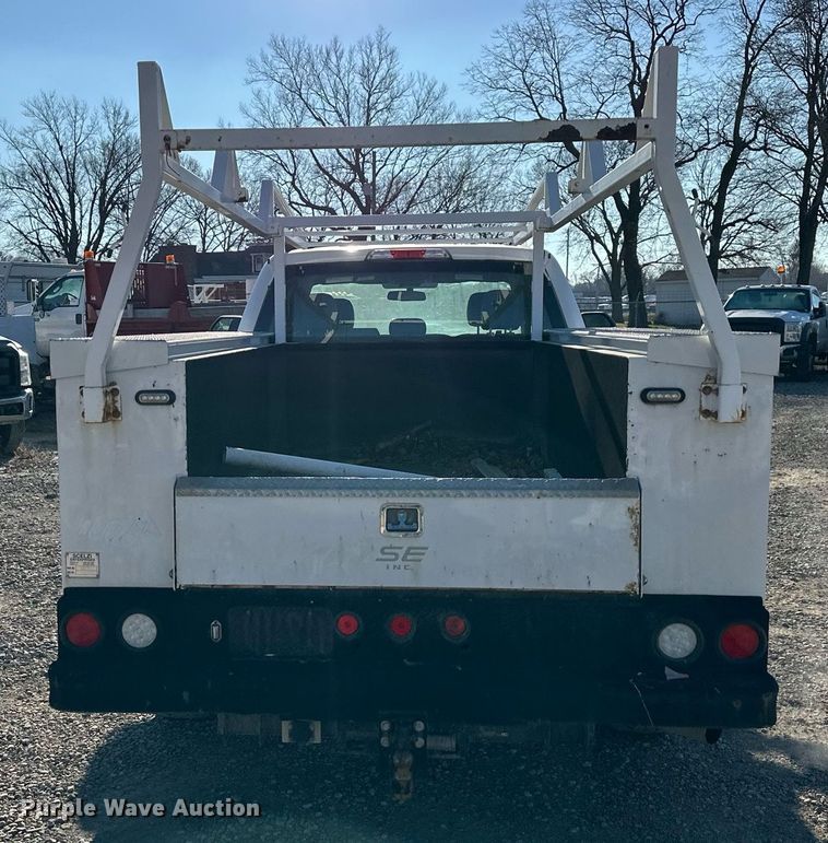 image for item DS3320 2017 Ford F250 Super Duty utility / service pickup truck