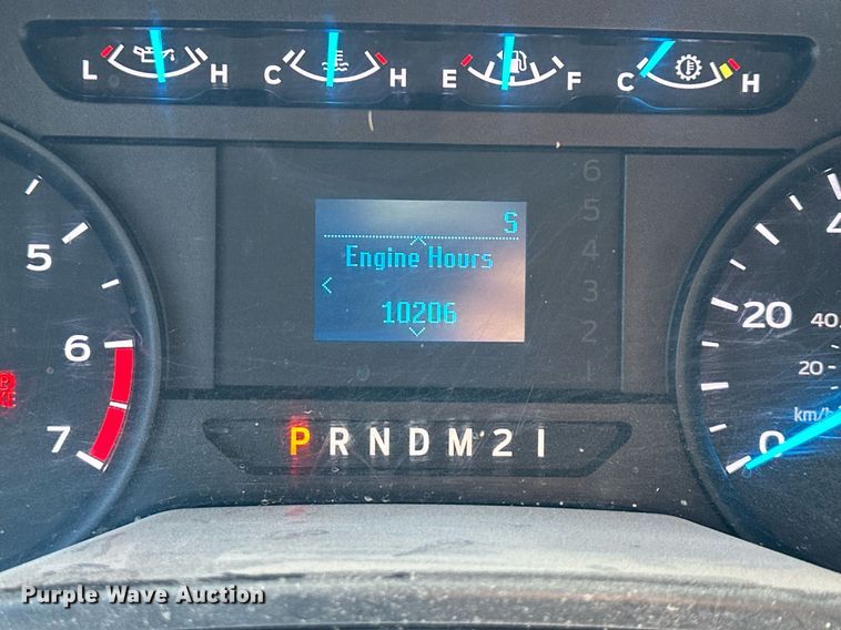 image for item DS3320 2017 Ford F250 Super Duty utility / service pickup truck