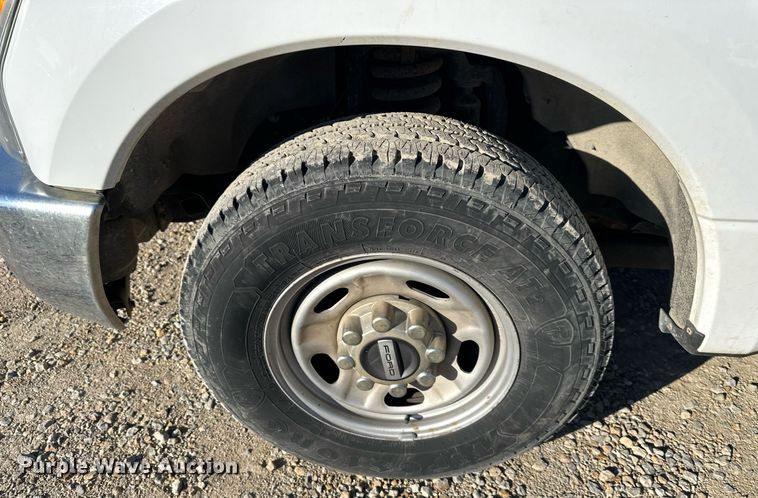 image for item DS3320 2017 Ford F250 Super Duty utility / service pickup truck