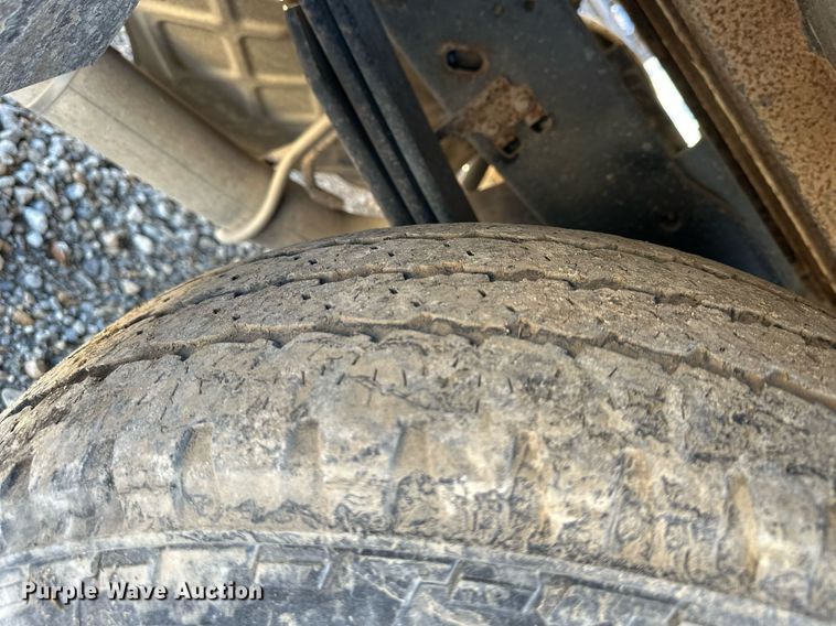 image for item DS3320 2017 Ford F250 Super Duty utility / service pickup truck