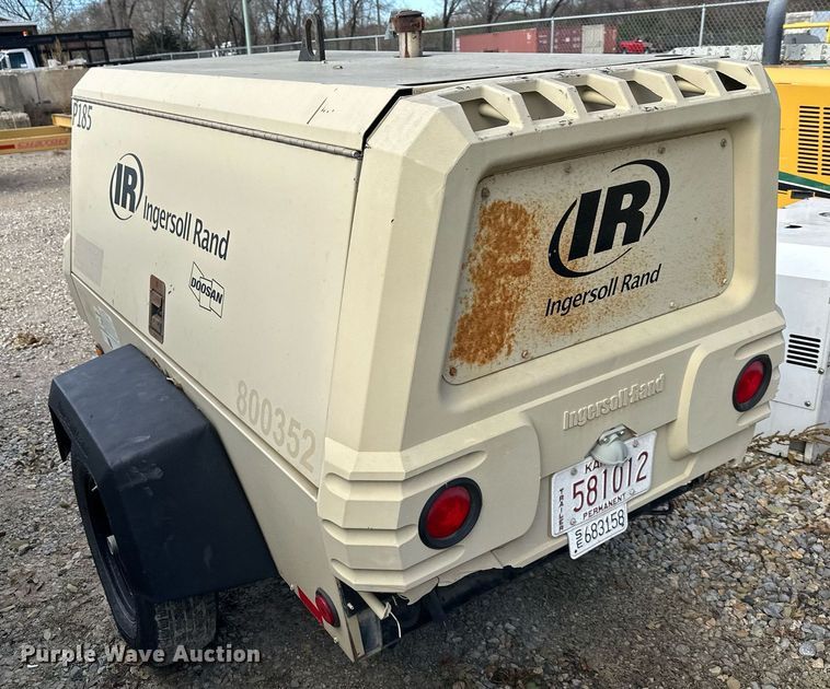 image for item DS3321 Ingersoll Rand air compressor