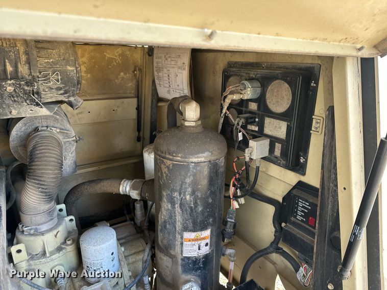 image for item DS3321 Ingersoll Rand air compressor